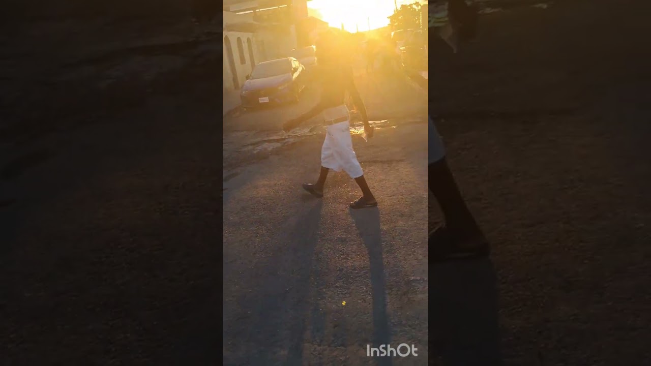 This is a little walk in portroyal 