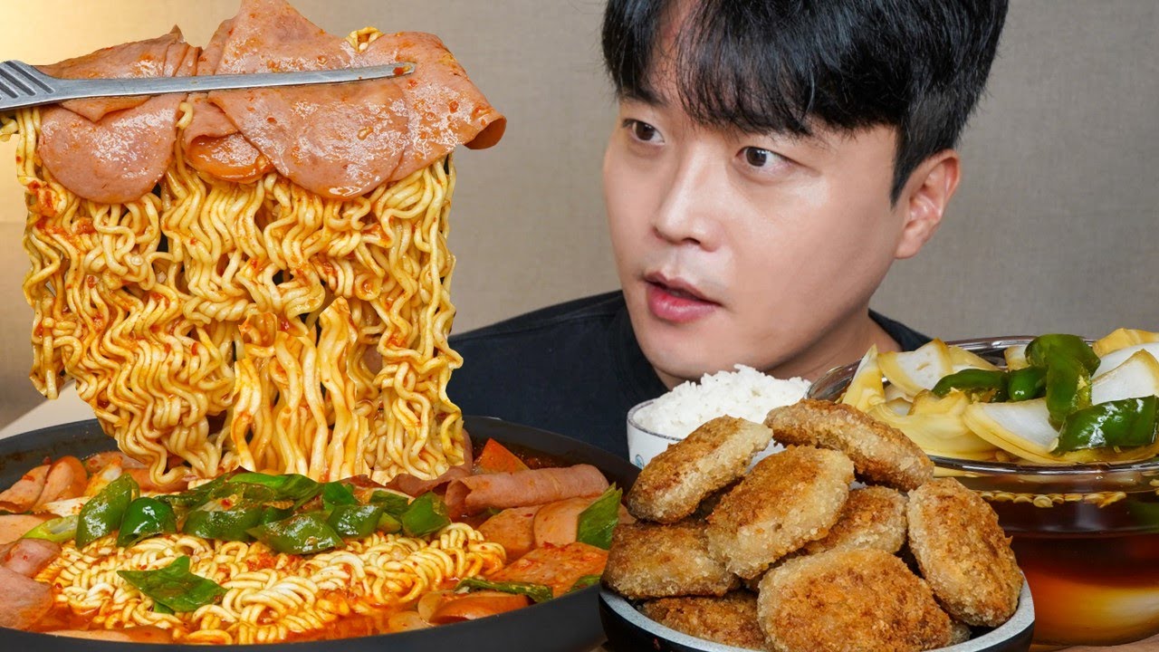 아내표 집밥🍚 햄폭탄 땡초 부대찌개 미니돈까스 땡초양파절임 요리 먹방 SPICY SAUSAGE STEW & PORK CUTLET ASMR MUKBANG EATING SHOW