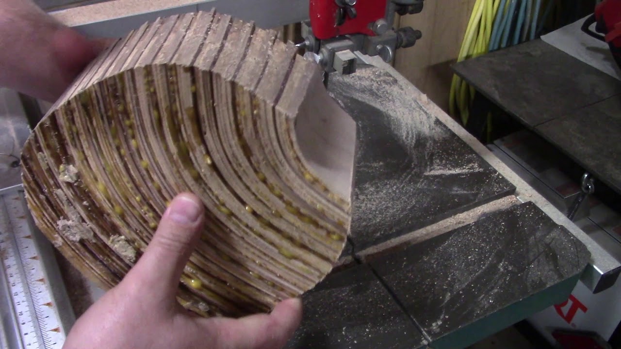 Curved and Laminated Bowl