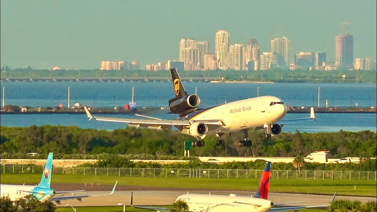 UPS MD11 Sunrise Landing AA Cancels Takeoff Passenger Issue Spotting TPA