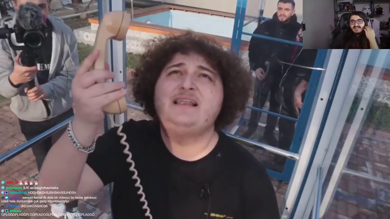 Kendine Müzisyen - Ali Biçim ve Mesut Can Tomay İzliyor TELEFON KULÜBESİ