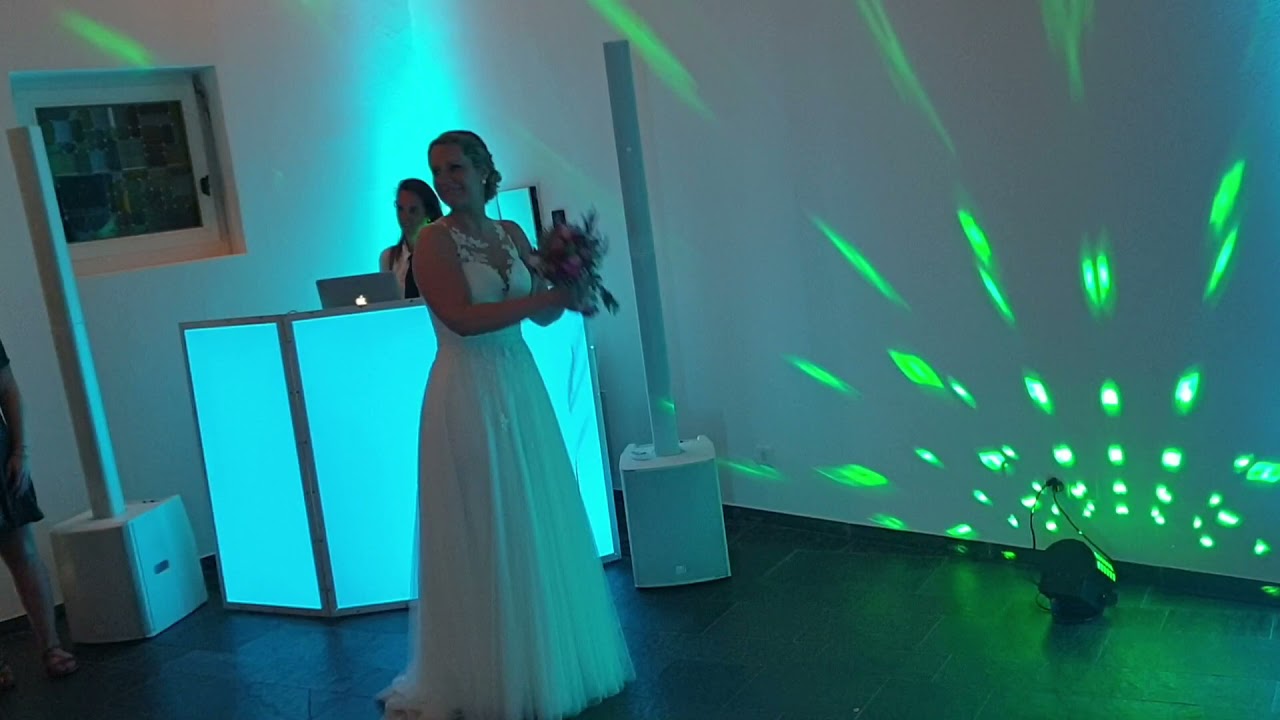 Hochzeit ♡ Heiraten im Weiss Kreuz Malans ♡ Hochzeit DJ Carmen de Alvarez & Roland Wyss
