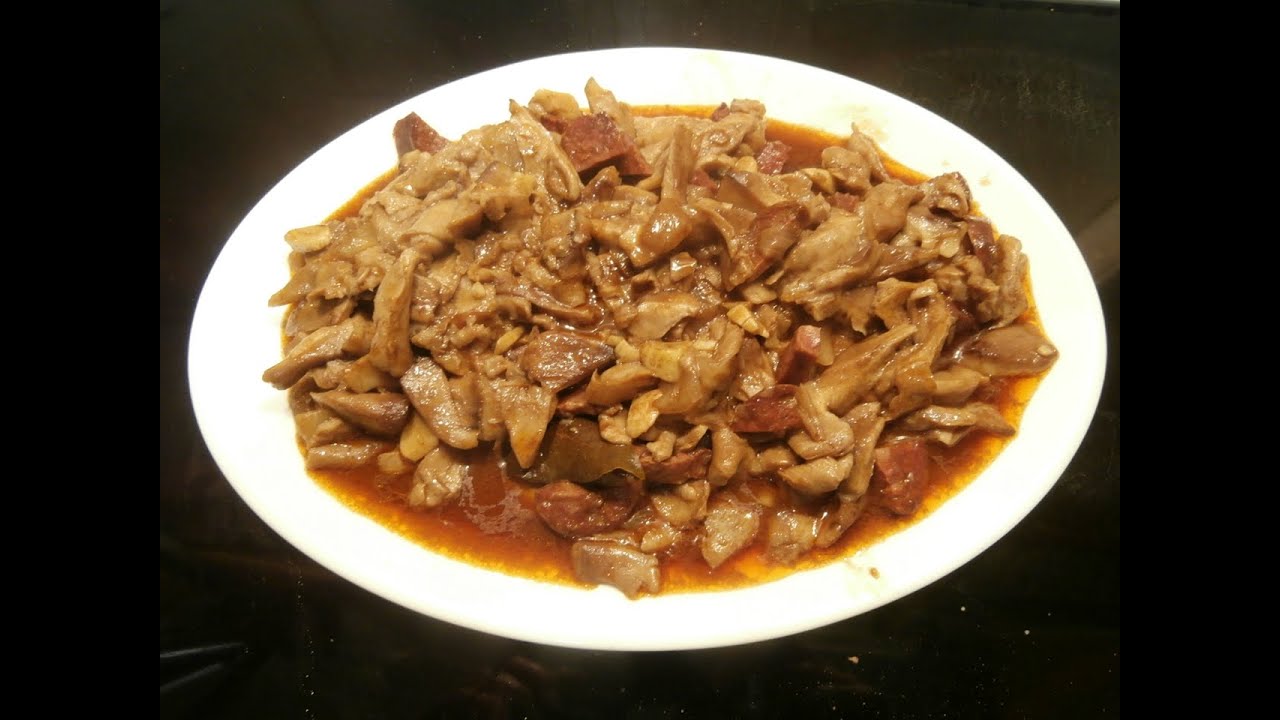 Setas de chopo guisadas.