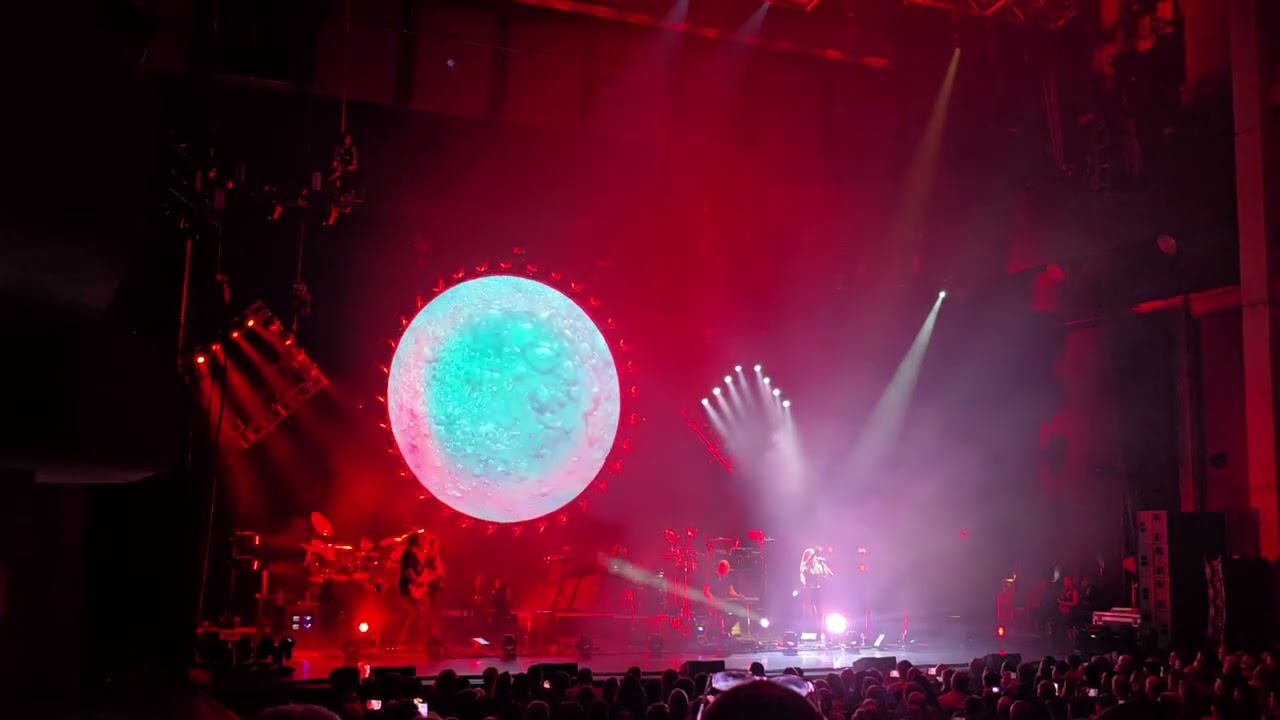 Brit Floyd