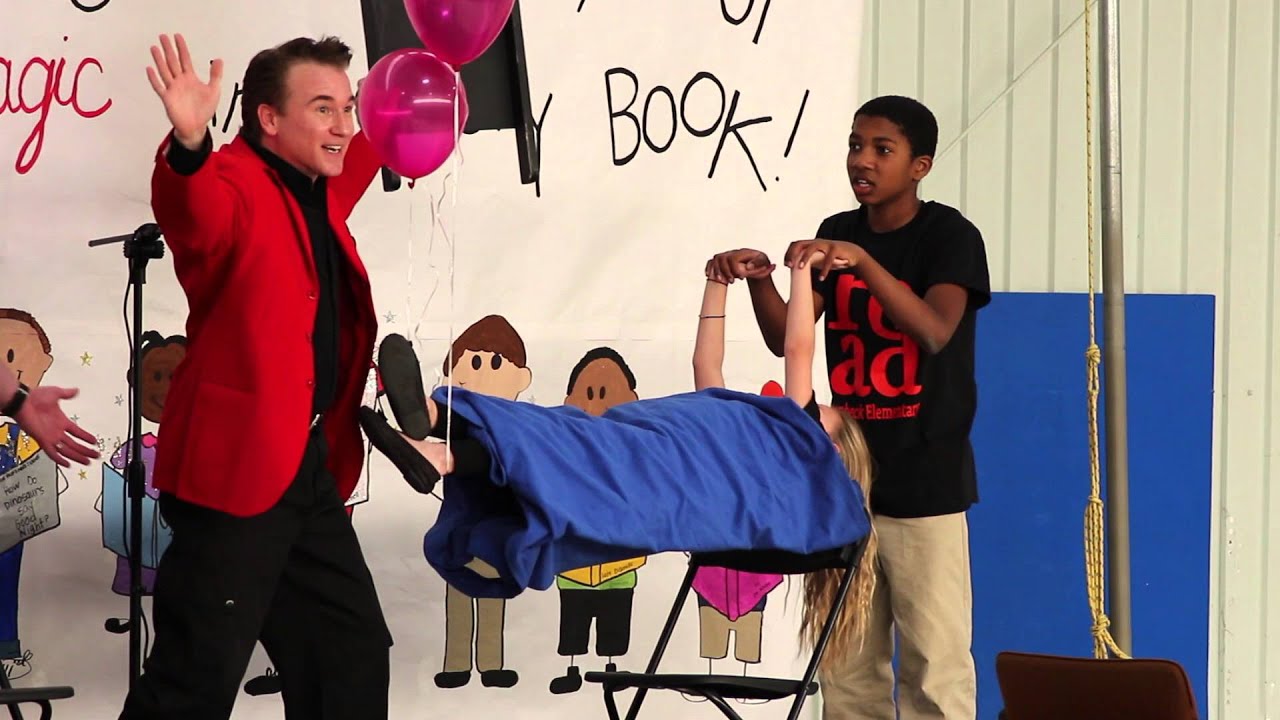 Read With Malcolm: Holsenbeck Elementary