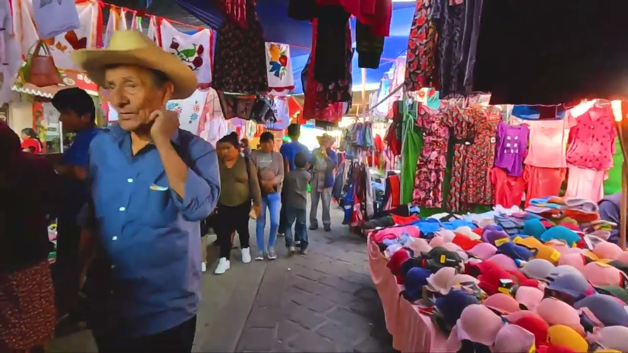 Viernes de plaza en Santiago Juxtlahuaca, una gran variedad de productos