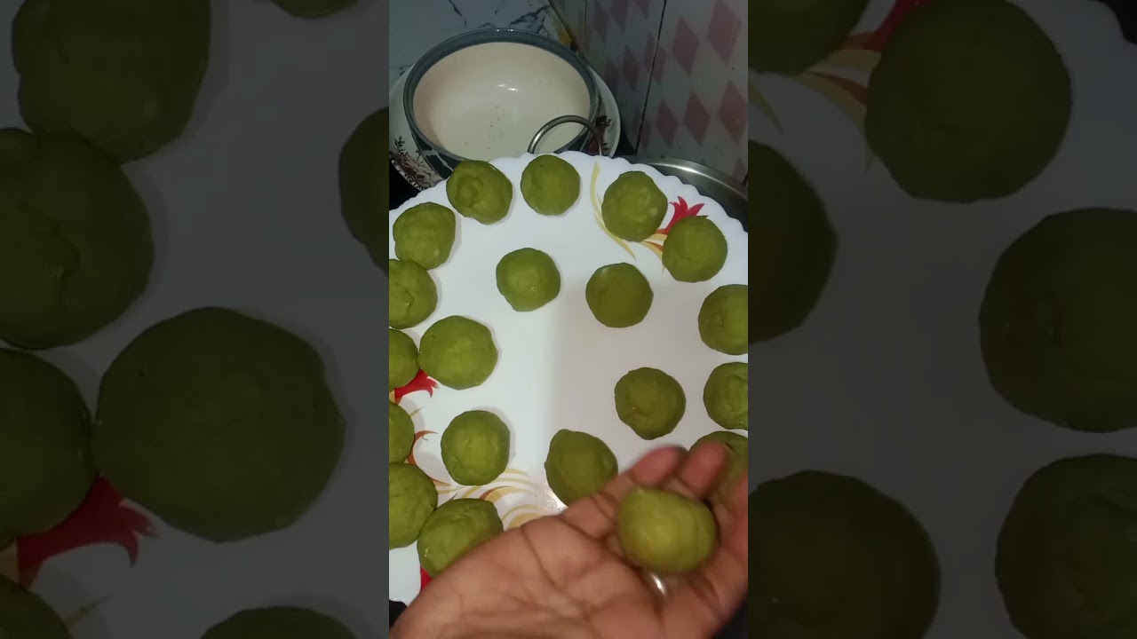 Amar style a tasty পালংশাকের লুচি আর সঙ্গে আলুর তরকারি #foodpassion #cookingrecipe #kitchenrecipe ❤️