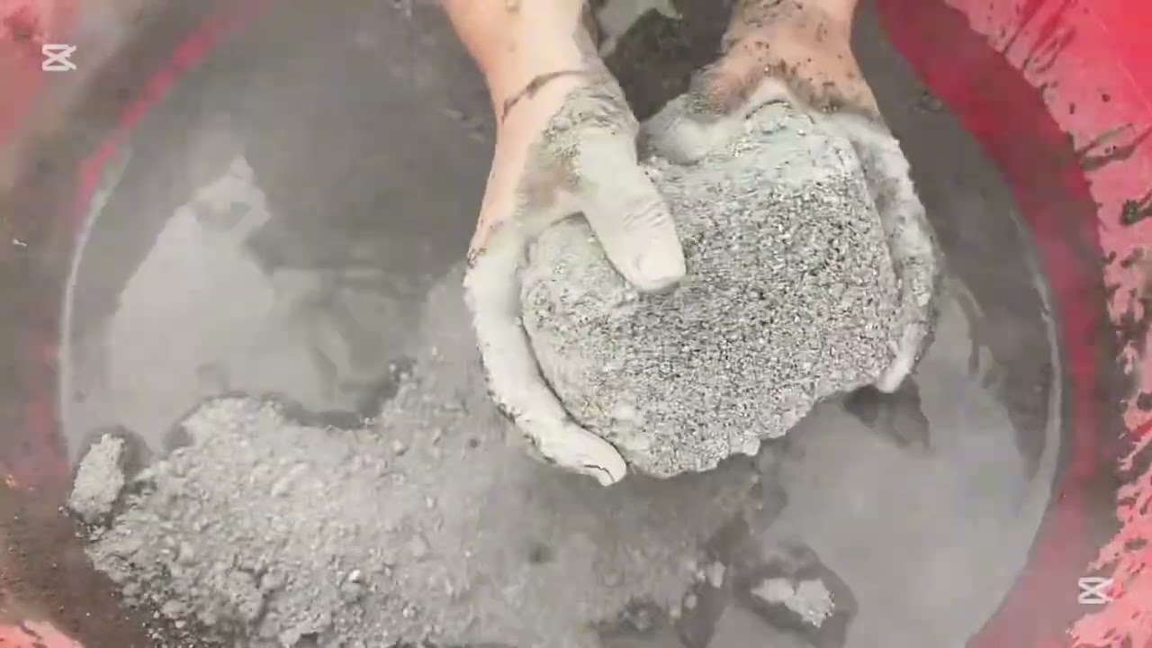 ASMR black crispy sand water crumbling video 😏satisfying asmr 🥴