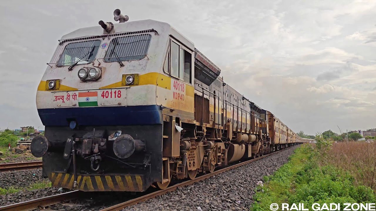 17617 Mumbai CSMT - Nanded Tapovan Express | WDP4D Acceleration | Train Videos Indian Railways