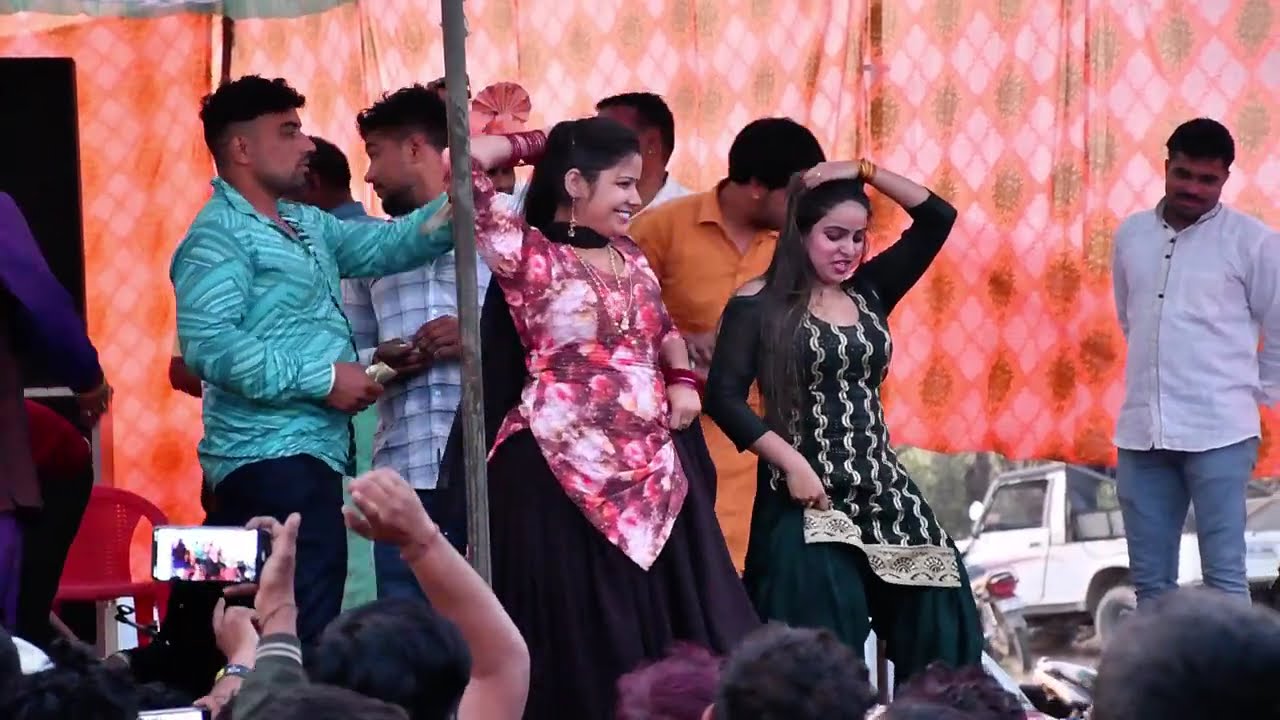 कोमल चौधरी और रजनी शर्मा अमीषा पूनिया और आशु रोहतक का जबरदस्त  #viralvideo #latesthariyanvidance
