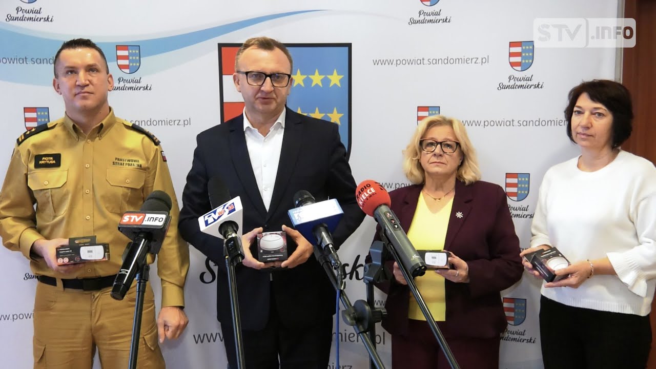 Powiat Sandomierski od wojewody świętokrzyskiego otrzymał 100 czujek czadu