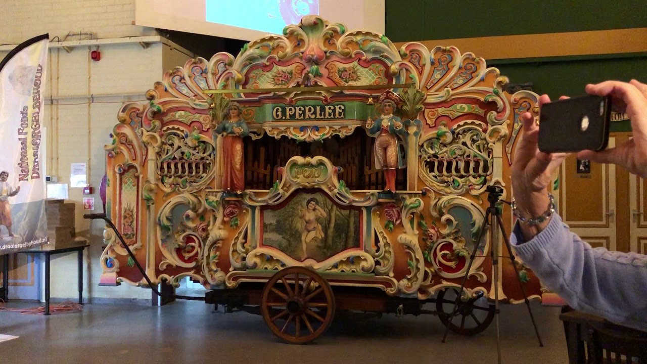 G.Perlee streetorgan in draaiorgel museum, Haarlem Holland 01