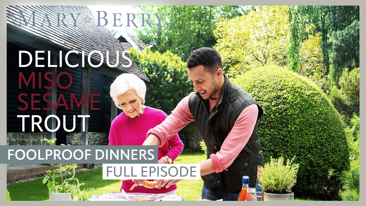 Cooking in the Great Outdoors | Mary Berry's Foolproof Dinners Episode 6 | Full Episode | Mary Berry