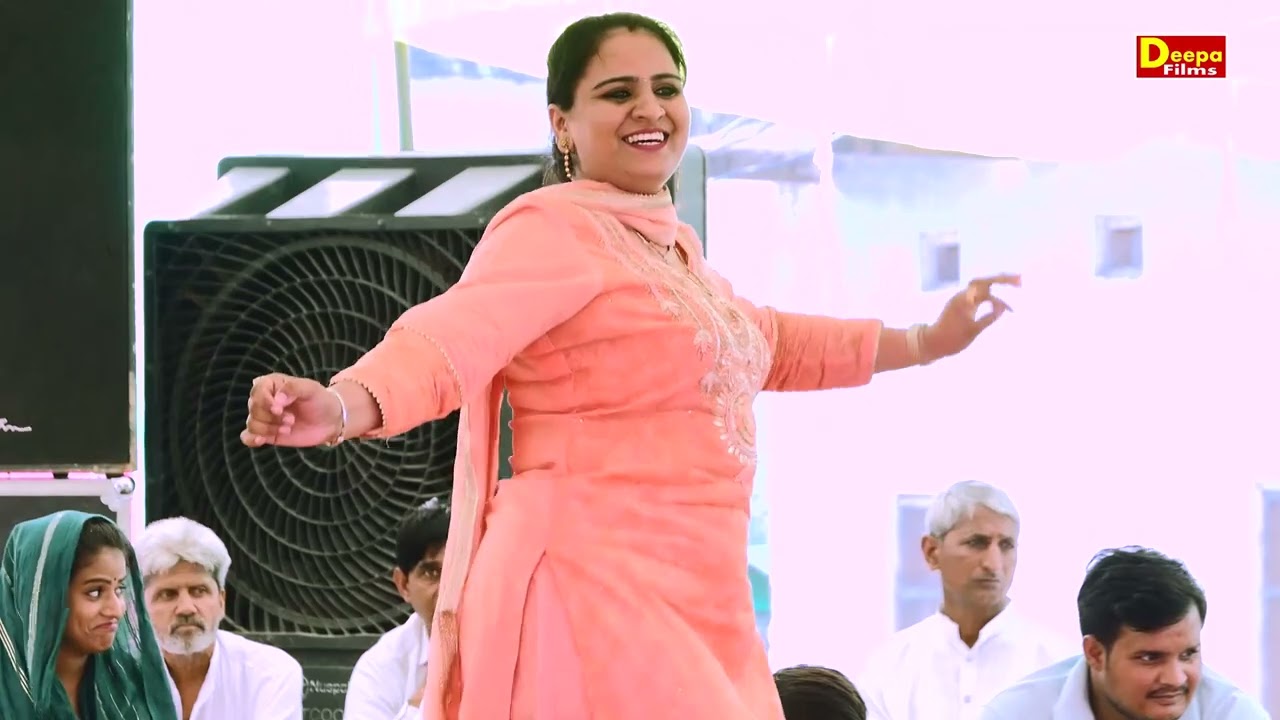 नीले रंग का सूट | दीपा चौधरी ने डांस में की सारी हदें पार | फाडू डांस | Dance Video | Deepa Films