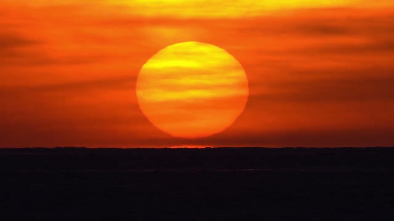 Midnight Calm &bull; Slow Ambient Pulse for Relaxation