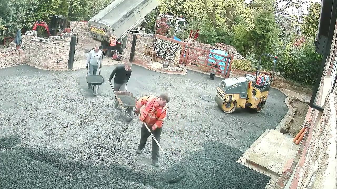 Finishing the driveway with 6mm SMA tarmac (30mm top & 50mm base) | @MrMacHowto