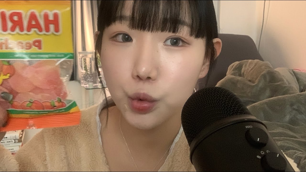 조잘조잘 ASMR | 젤리 먹으며 흐르는 생각들 토킹 🍑