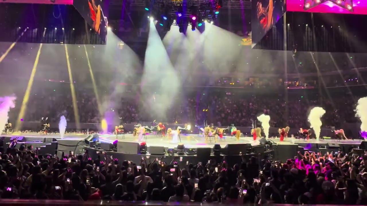 #sexbomb #bini #biniph #gloc9 #reginevelasquez #reginevelasquezalcasid #moaarena #rawnd3
