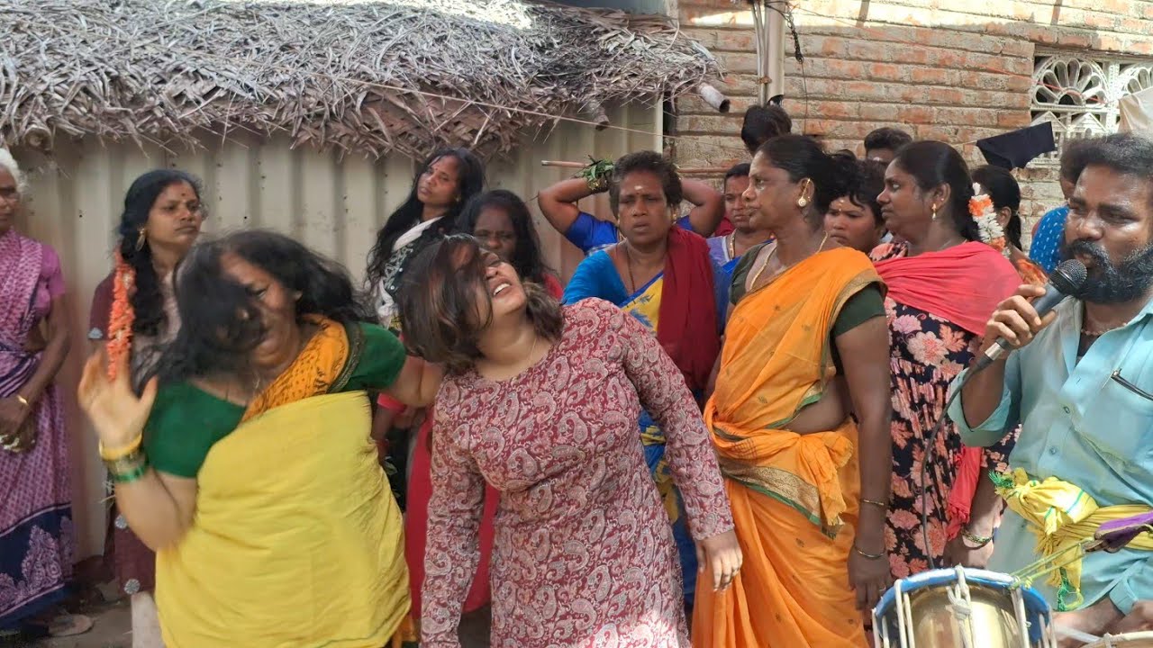 #பார்ப்பவர்களை 😱மிரள வைத்த 😱#கன்னிப்பெண் மீது #ஆக்ரோஷ சாமியாட்டம்| #Nagaraj pambai brand folk music
