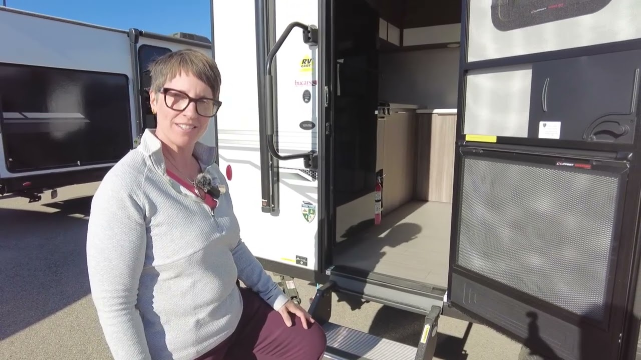 Venture Sonic & Sonic Lite: Lightweight, Compact, Modern Couple's Travel Trailers with Retro Flair