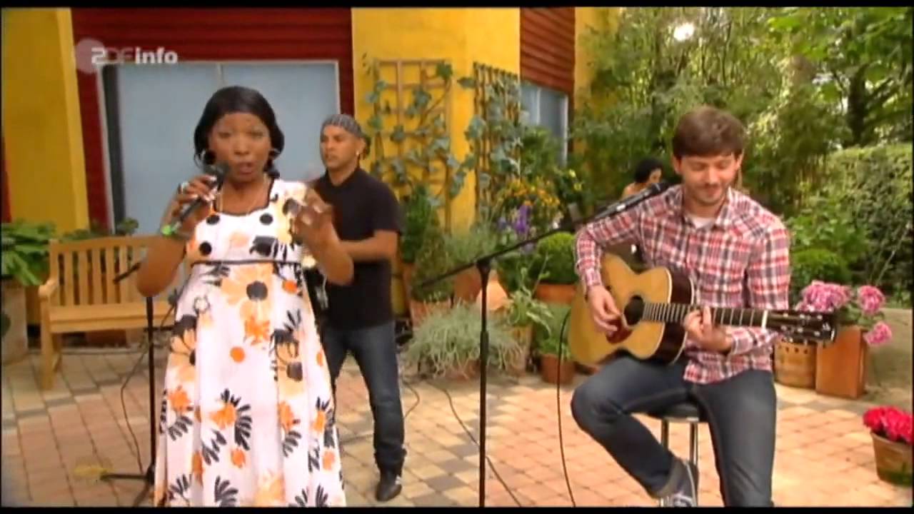 velile live   helele