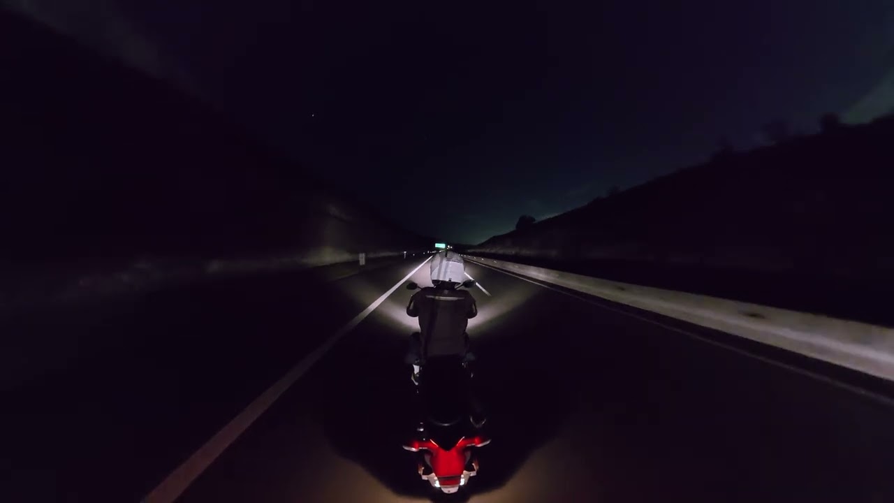 Ride Malam di Highway Gelap EKVE - Suzuki SV650