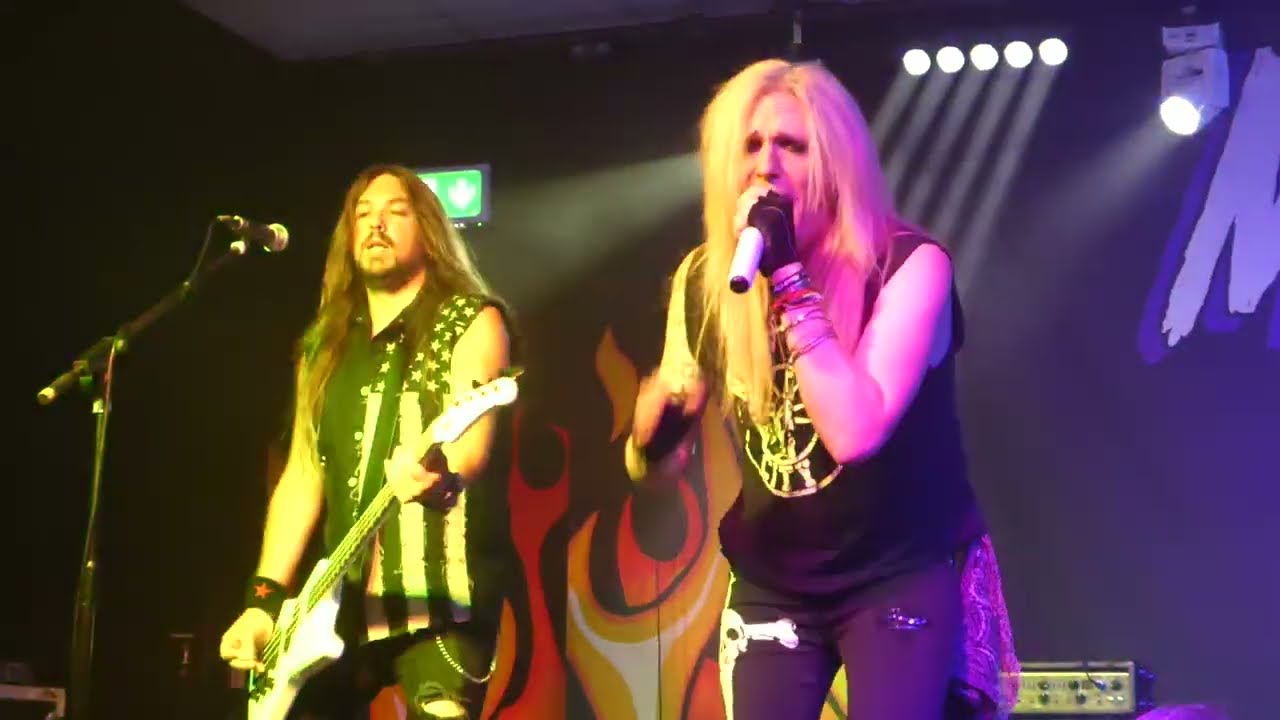 Midnite City -  Girls Gone Wild & Someday- Yardbirds Grimsby 1 July 2023