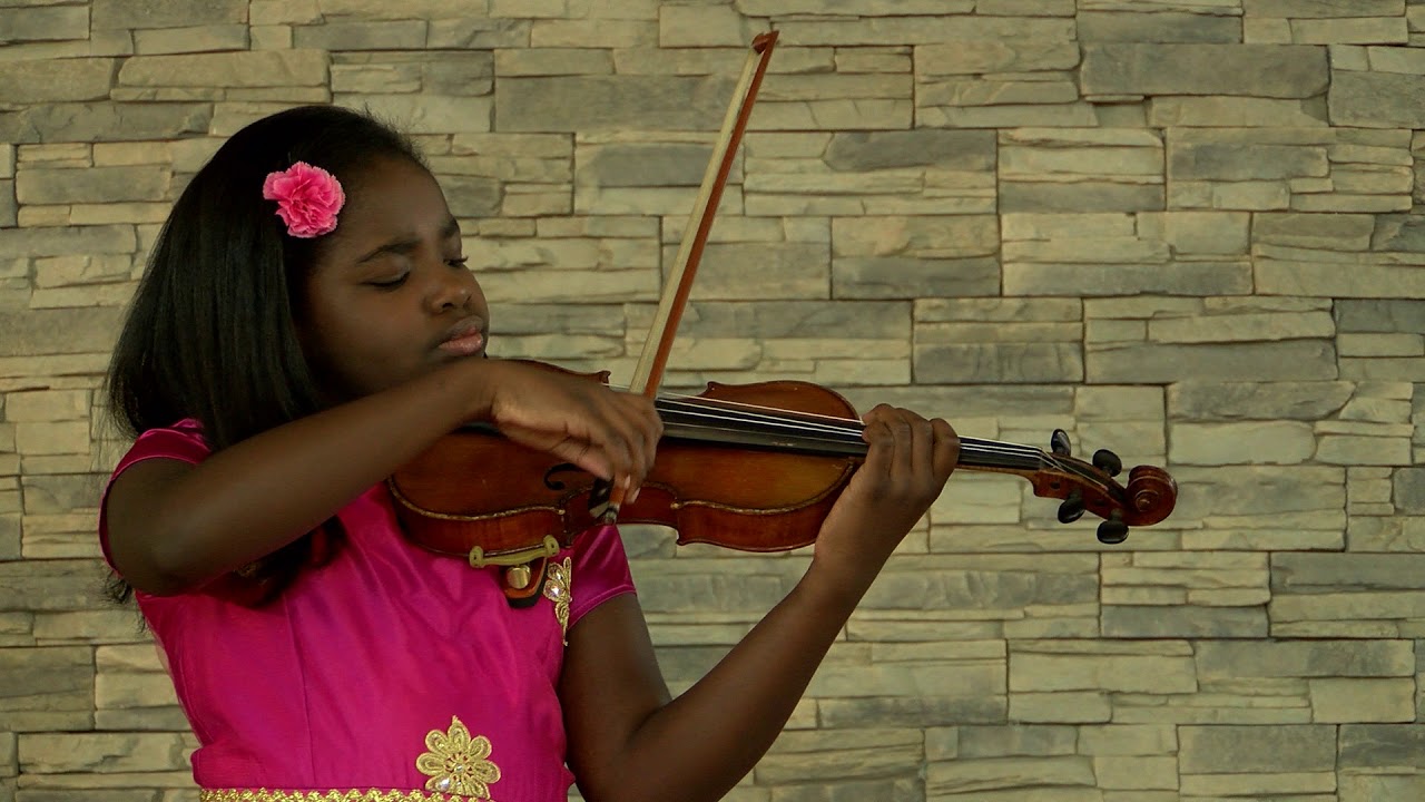 Total Praise [violin] played by Leah Flynn {10}