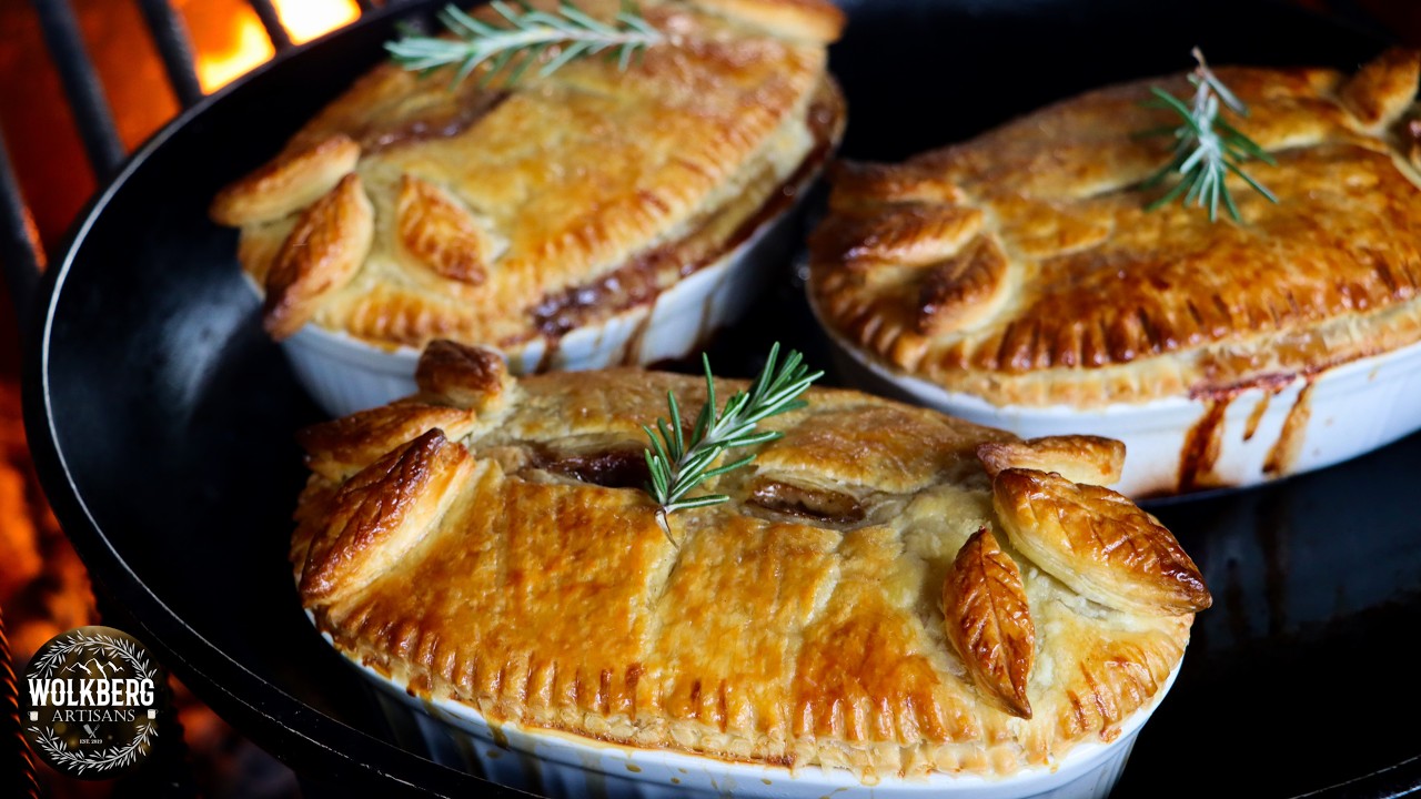 Steak and Kidney “Garage Pie” Recipe | How to make homemade pies | South African petrol station pies