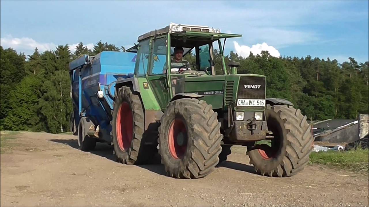 Silo Fräsen und Füttern mit Fendt 311LSA //