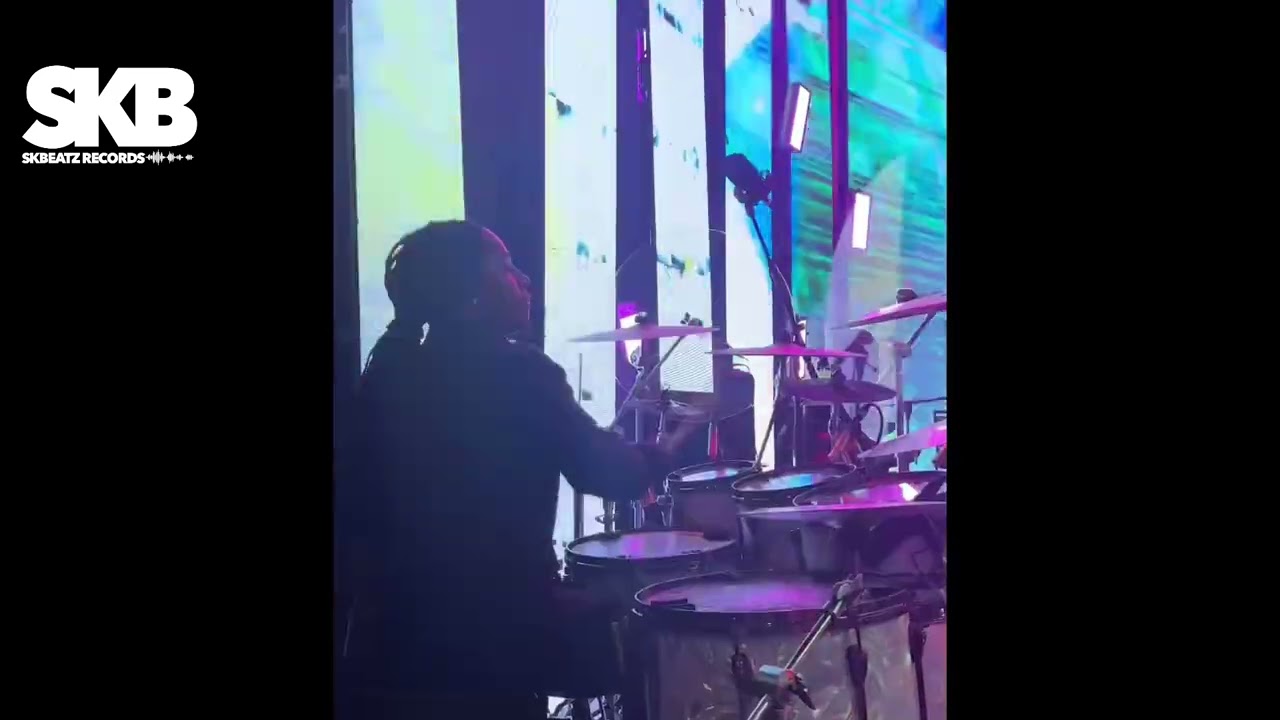 George Crazy Solos at MOGMUSIC NEW WINE CONCERT with Affreh Junior and the ULTIMATE CREW KUMASI