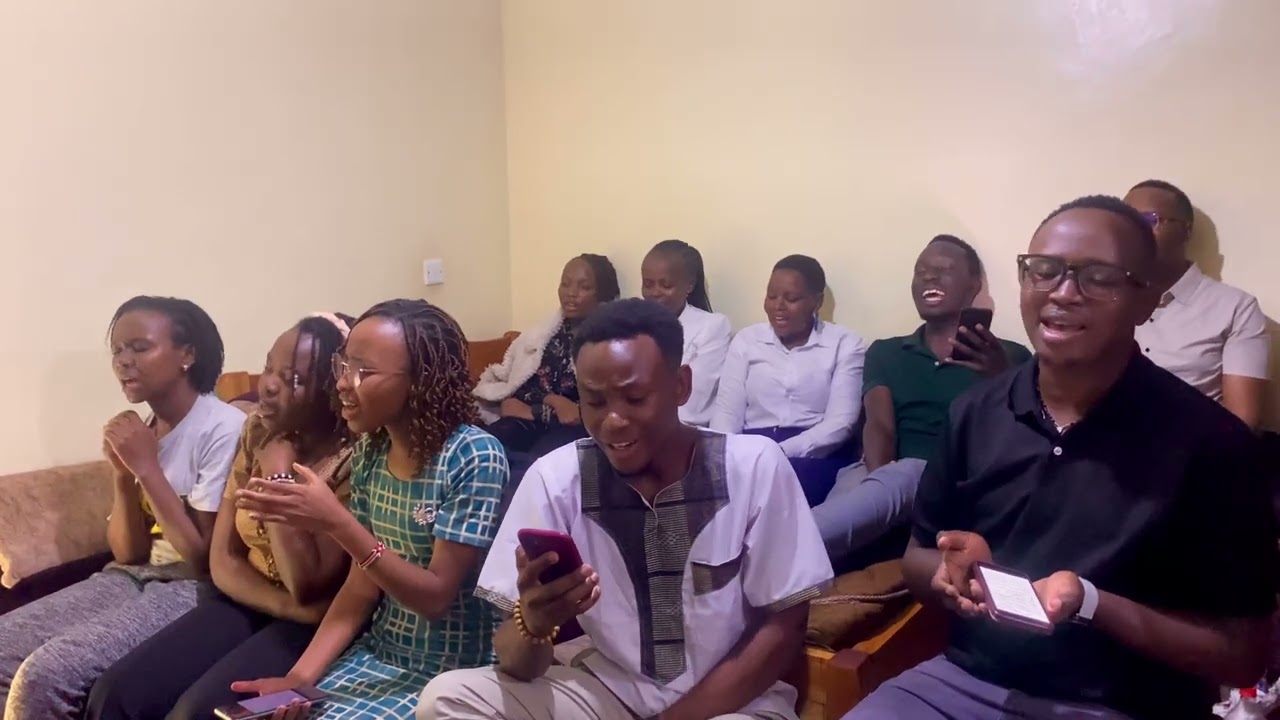 Macho tele na machozi .
