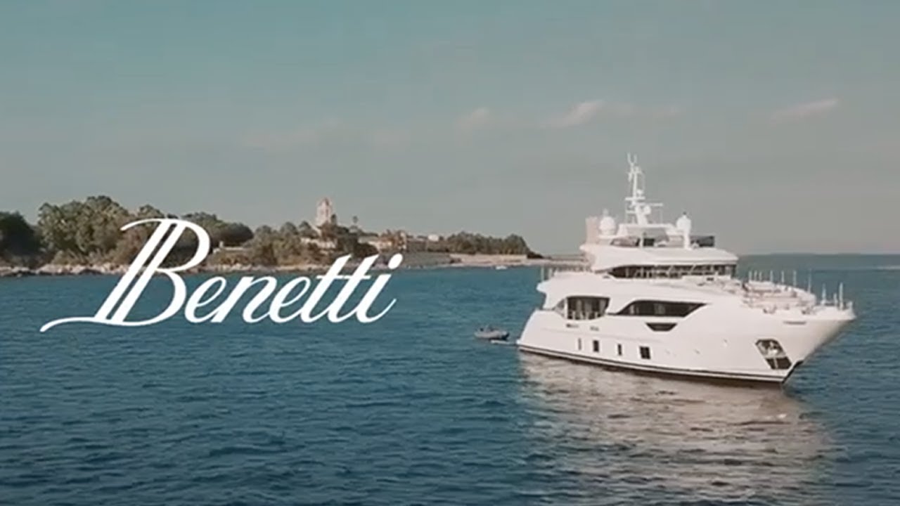 NEW Benetti Delfino 95