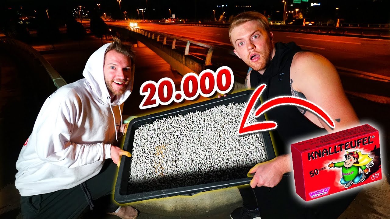 20000 Knallerbsen Vs. Brücke! Experiment! - Gadget Fun!