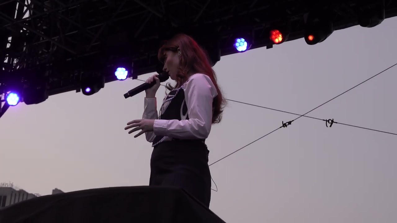 Allison Ponthier - Everywhere Isn't Texas (The Rooftop at Pier 17, NYC 7/27/24)