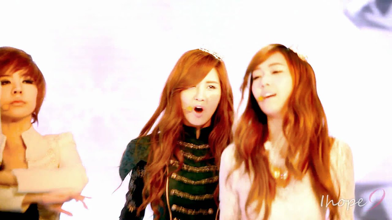 SNSD 111103 Seohyun 'The boys' fancam @ SIA 서현