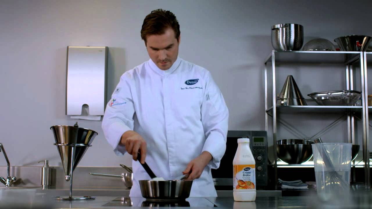 STEP BY STEP CRÈME BRÛLÉE