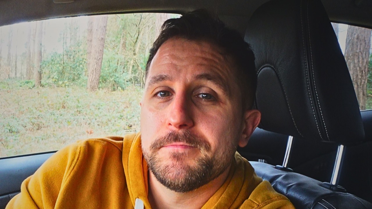 глупые лживые истории, которые мы сами себе рассказываем