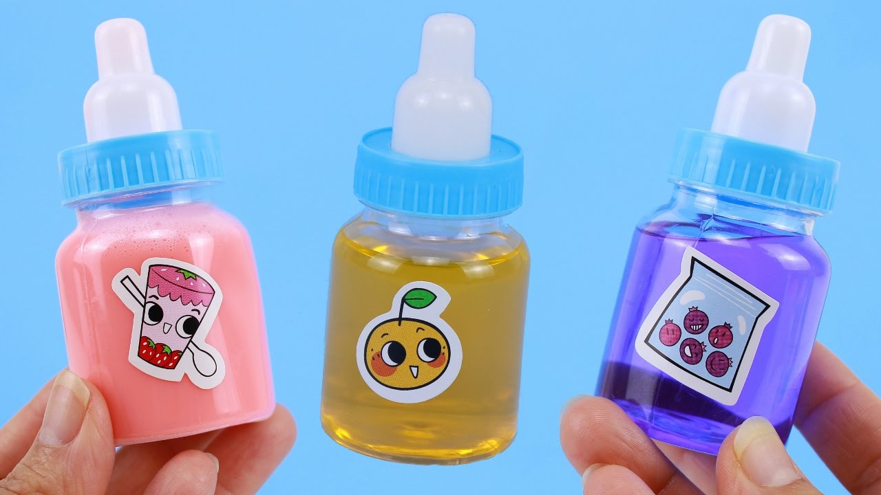 Cómo hacer jugos para muñecas con aromas frutales • Comida de Juguete • Colegio de Juguetes