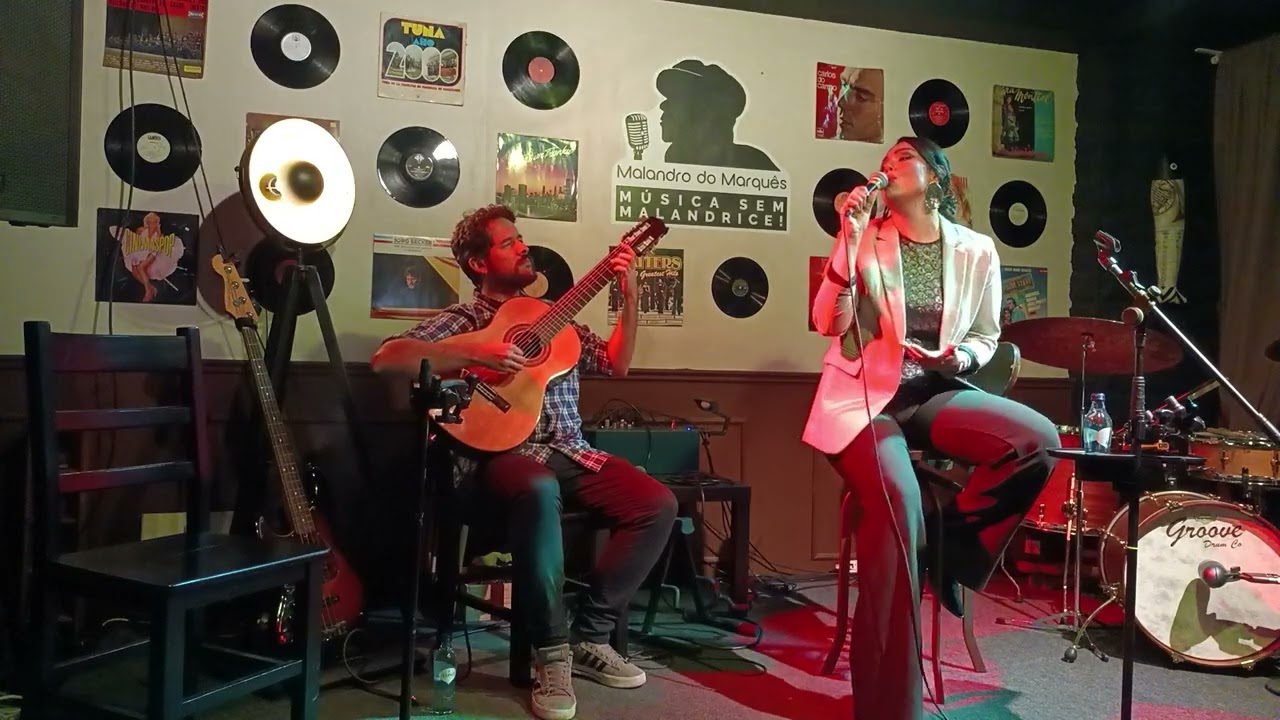 Noite de Bossa com Nani Medeiros