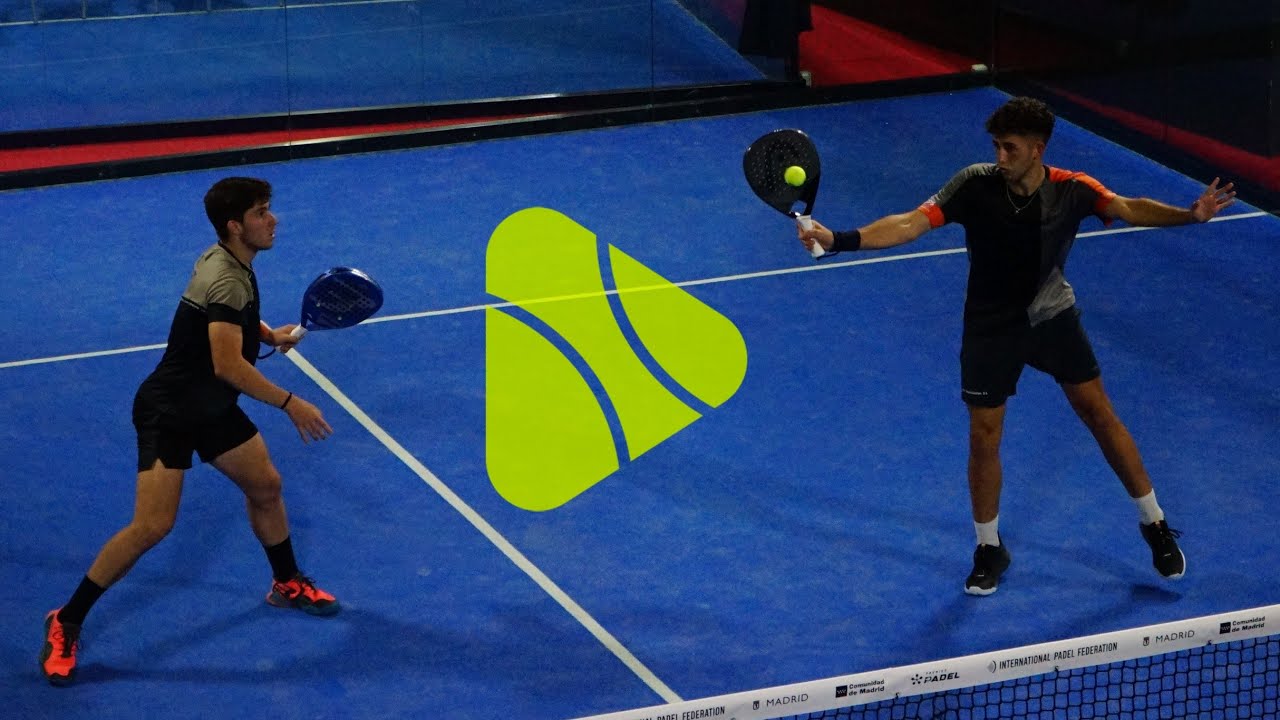 Premier Padel Madrid. 1ª parte. Valentino Acosta y Bastien Blanque contra Jose Jiménez y Pepe Aliaga
