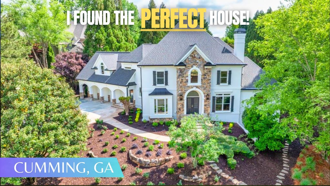 Stunning Newly Remodeled Estate w/Hidden Room + Saltwater Pool w/Waterfalls + Extravagant Kitchen