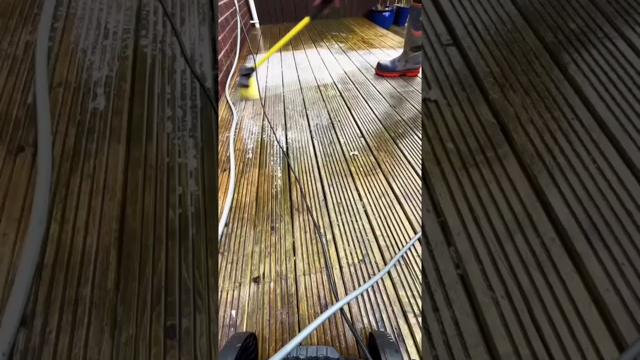 DECKING CLEANER &ndash; REMOVE ALGAE, DIRT & STAINS FAST! #cleaner  #outdoorcleaning #deck #scrubb #diy