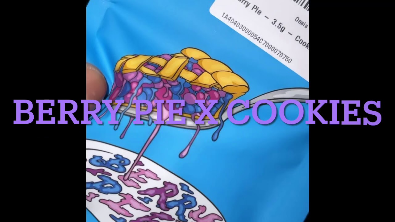 #berrypie #cookies #collinsave #pinkrozay #garypayton #melonatta #cakemix #soup Berry pie by cookies