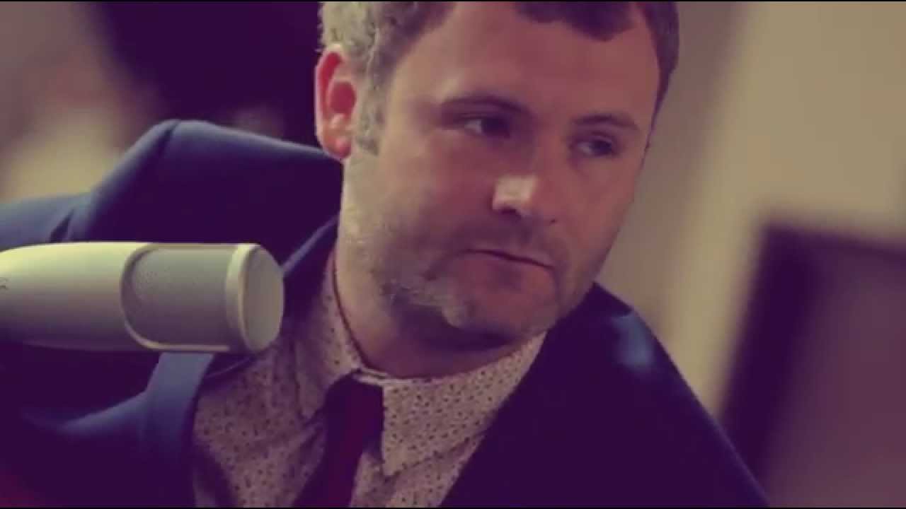 It Must Be Love - Bespoke Acoustic Duo
