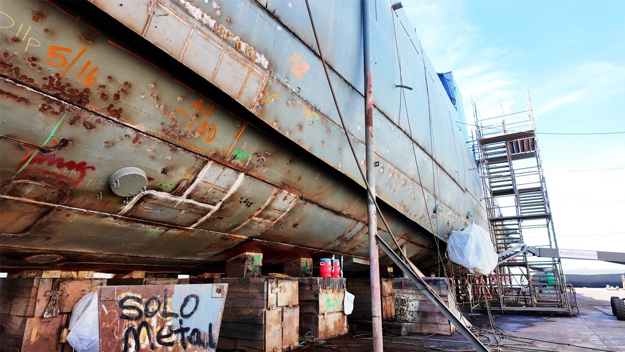Historians React to WWII Destroyer Out of Water