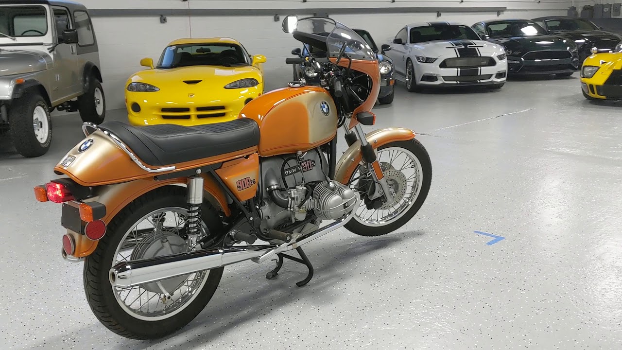 1975 BMW R90S 900 Walk Around