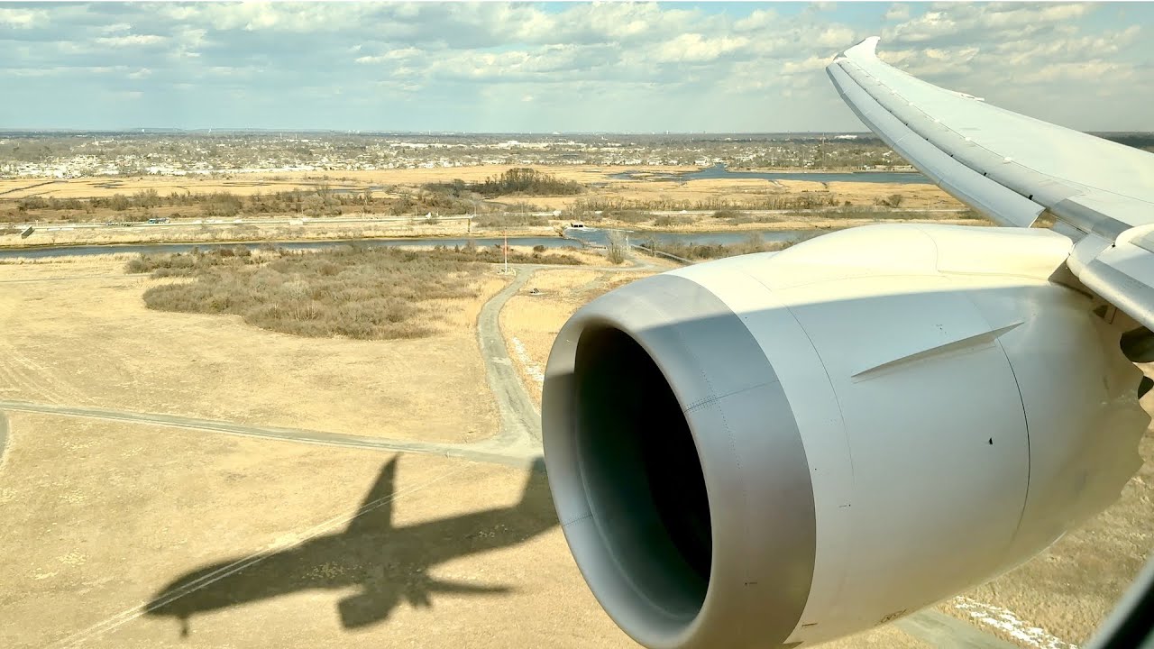 Qantas Boeing 787-9 Landing New York JFK – AKL-JFK – VH-ZNJ
