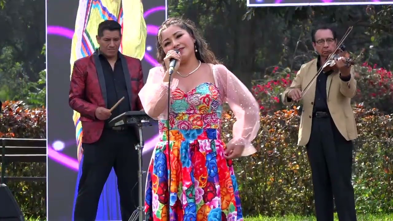 AGRUPACIÓN AURORA- CAMINANDO VOY  Encantos Del Perú