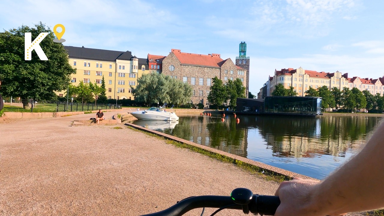 Helsinki Bike Tour | E-biking from Kallio to Löyly